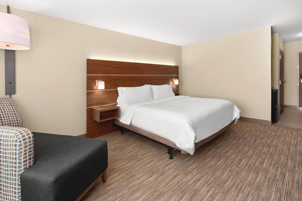 Holiday Inn Express Hotel & Suites Willows By Ihg Exterior foto